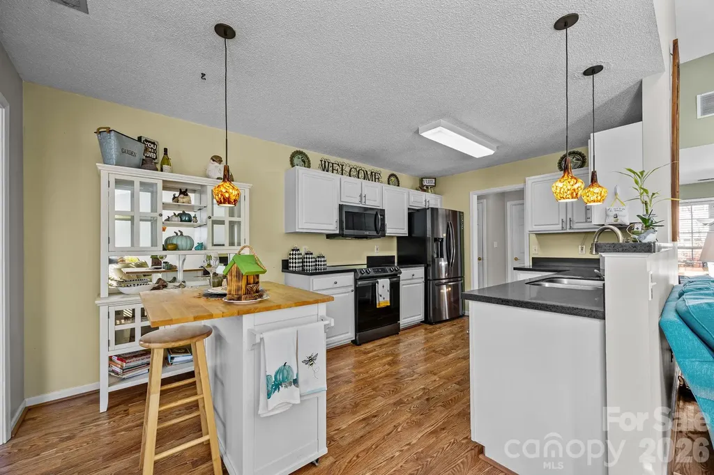 255 Stonehollow Road Fletcher NC 28732