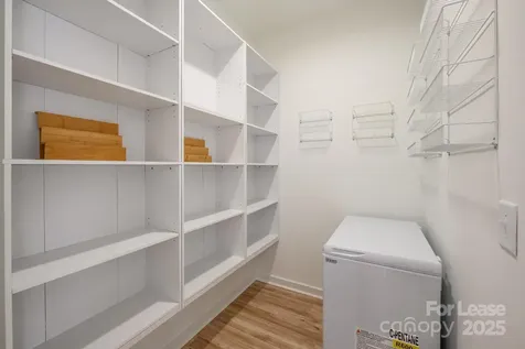 7039 Executive Circle Denver NC 28037