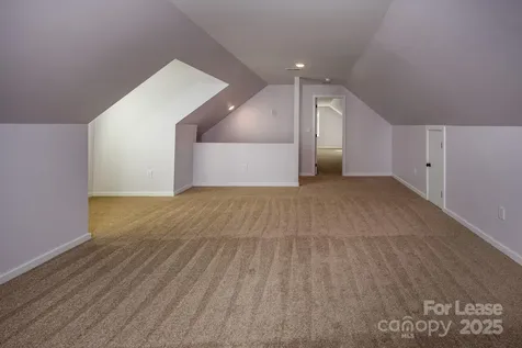 7039 Executive Circle Denver NC 28037
