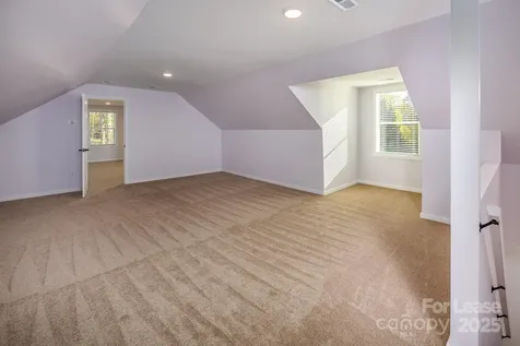 7039 Executive Circle Denver NC 28037