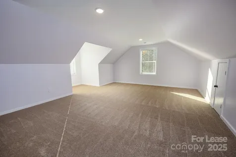 7039 Executive Circle Denver NC 28037
