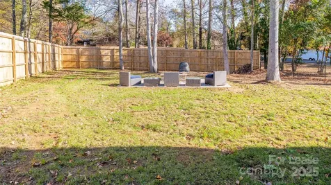 7039 Executive Circle Denver NC 28037