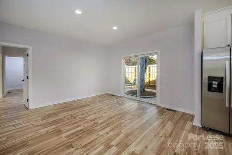 7039 Executive Circle Denver NC 28037