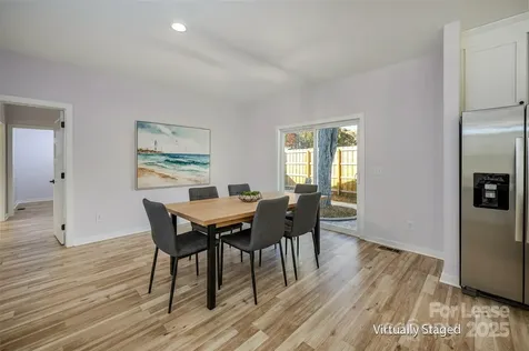 7039 Executive Circle Denver NC 28037