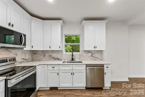 60 Valley Street NW Concord NC 28025