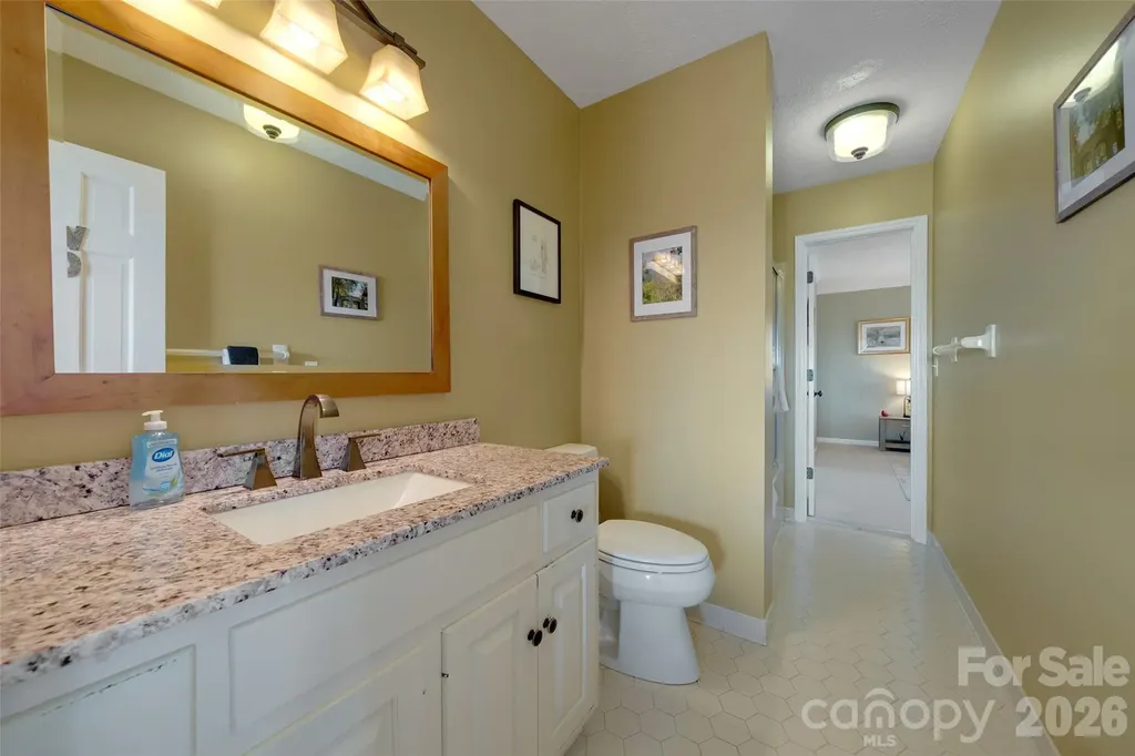 300 Roberts Drive Hendersonville NC 28739