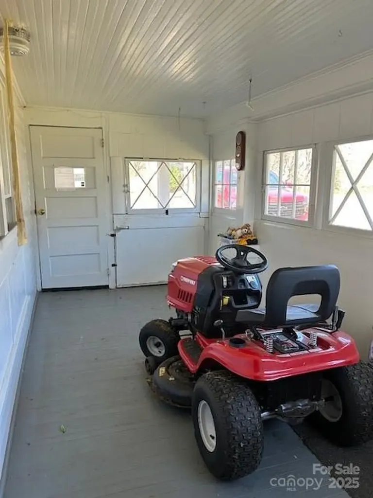 828 N Piedmont Avenue Kings Mountain NC 28086