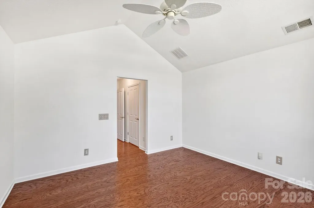 3546 S Bank Court Matthews NC 28105