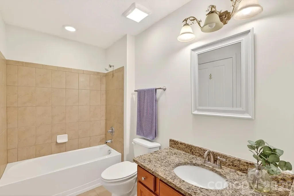 3546 S Bank Court Matthews NC 28105