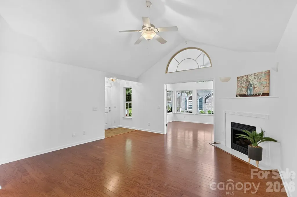 3546 S Bank Court Matthews NC 28105