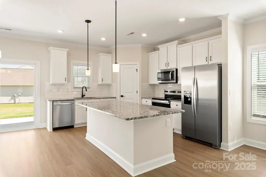 112 Sandypark Court Troutman NC 28166