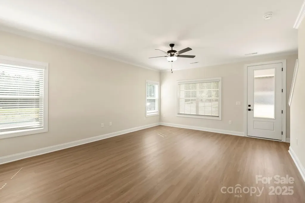 112 Sandypark Court Troutman NC 28166