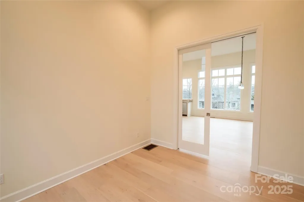 15 Evian Court Asheville NC 28804