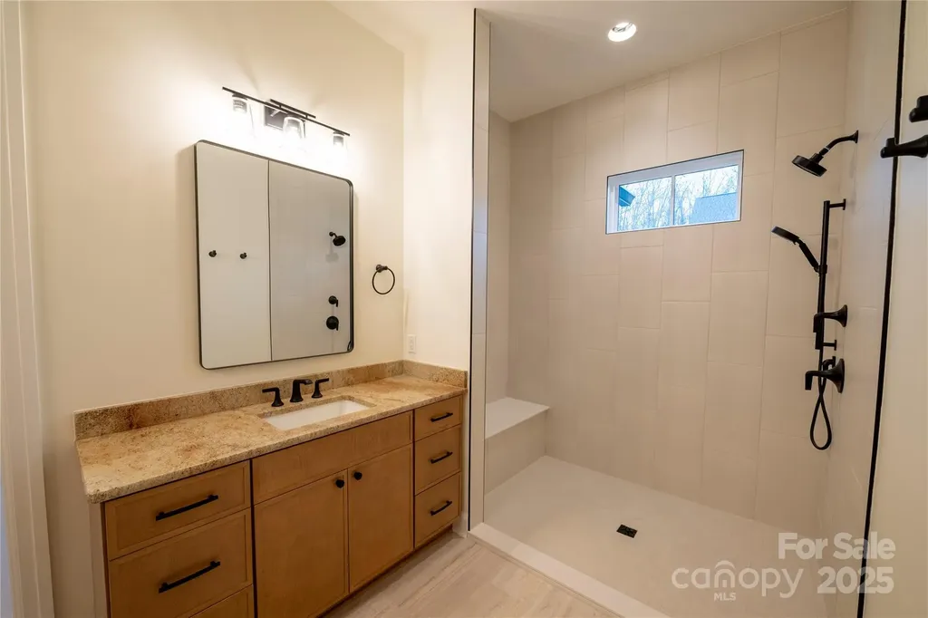 15 Evian Court Asheville NC 28804