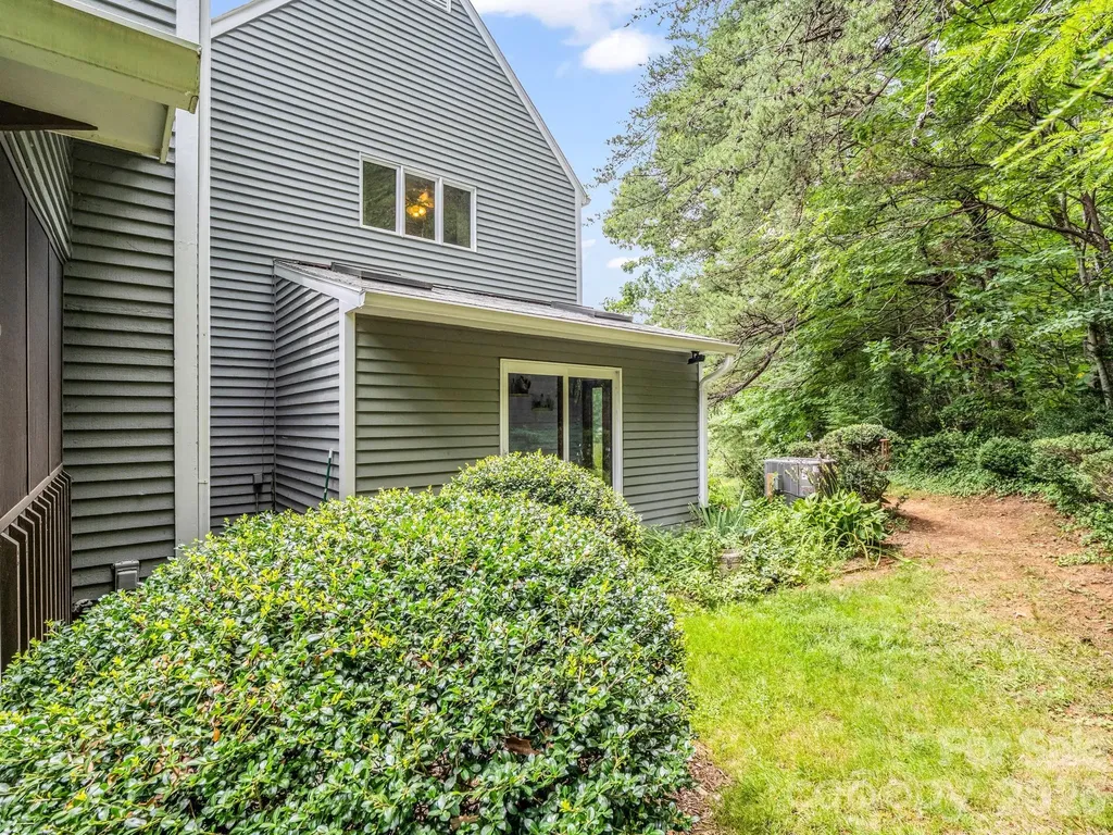 1 Lynx Drive Black Mountain NC 28711