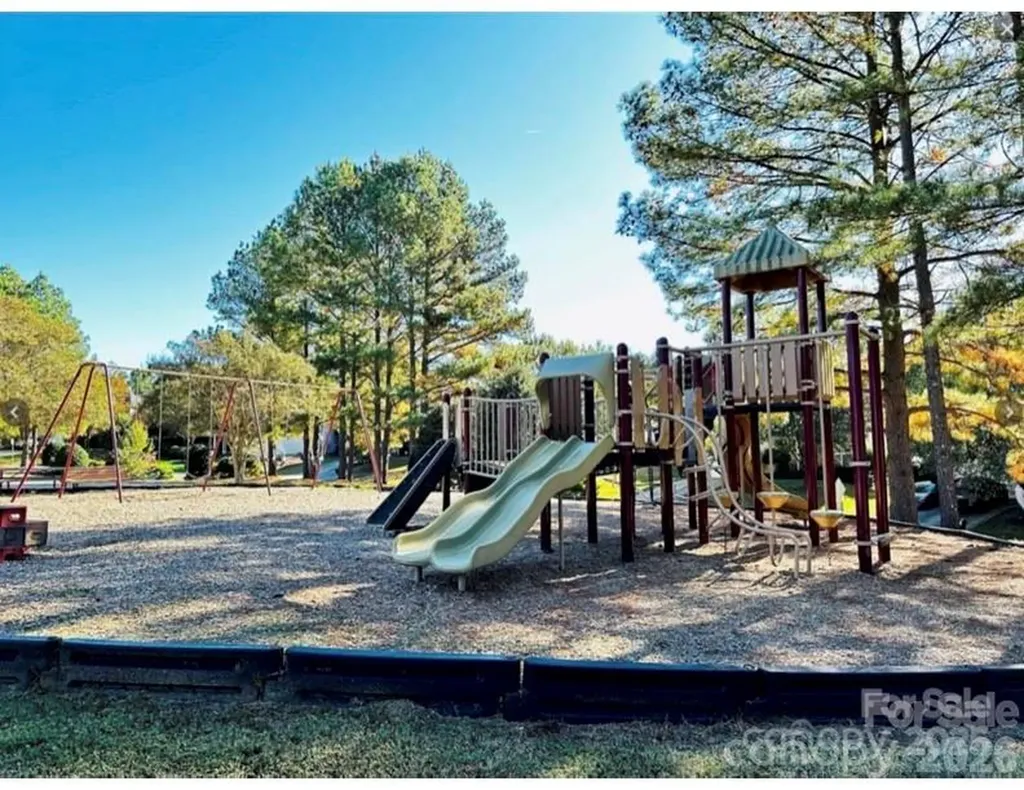 11416 Foggy Bank Lane Charlotte NC 28214