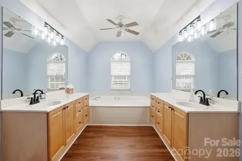 11416 Foggy Bank Lane Charlotte NC 28214