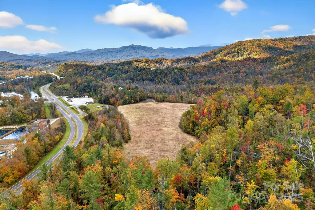 00 Hwy 221 Highway N Marion NC 28752