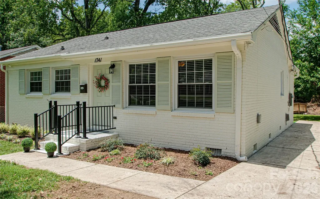 1741 Dallas Avenue Charlotte NC 28205