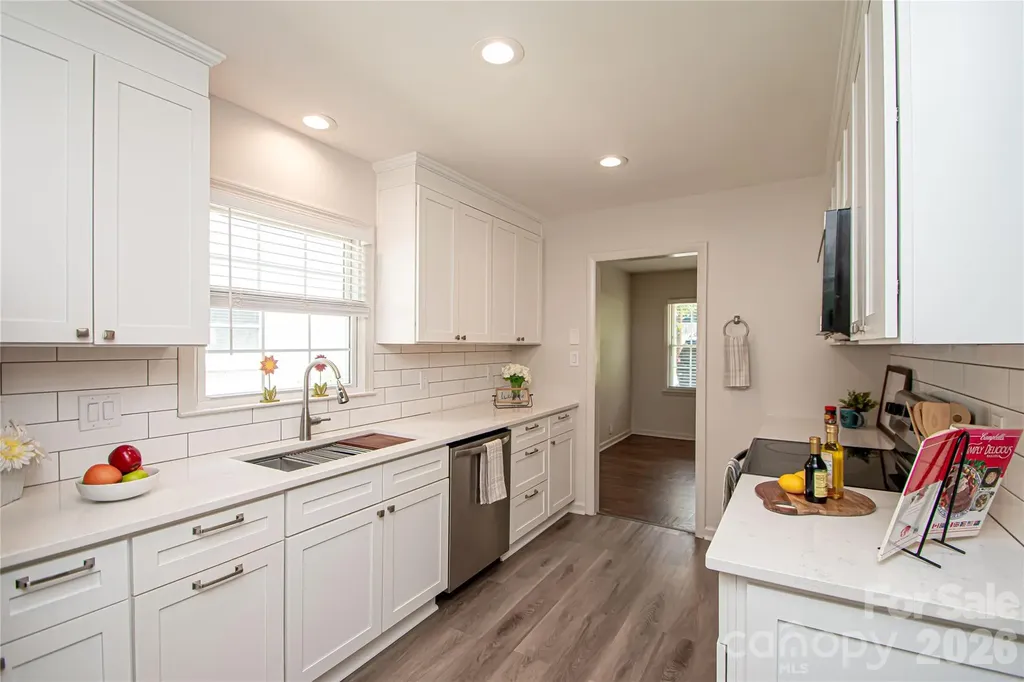 1741 Dallas Avenue Charlotte NC 28205