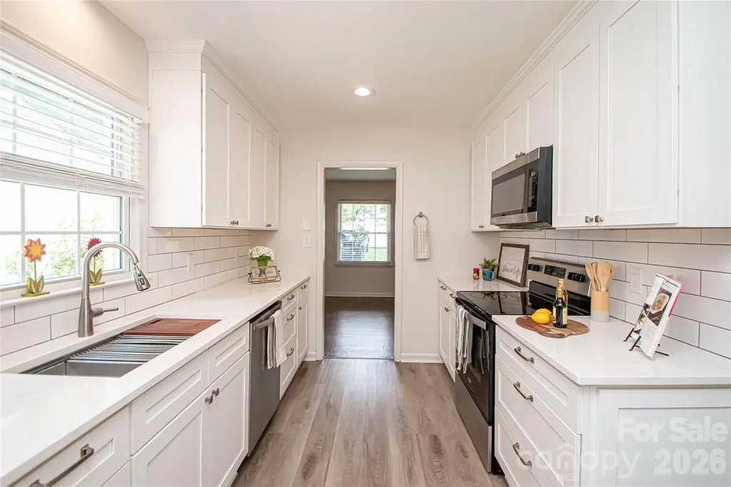1741 Dallas Avenue Charlotte NC 28205