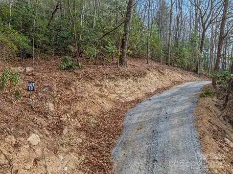 9999-18 Bob Barnwell Road Asheville NC 28803
