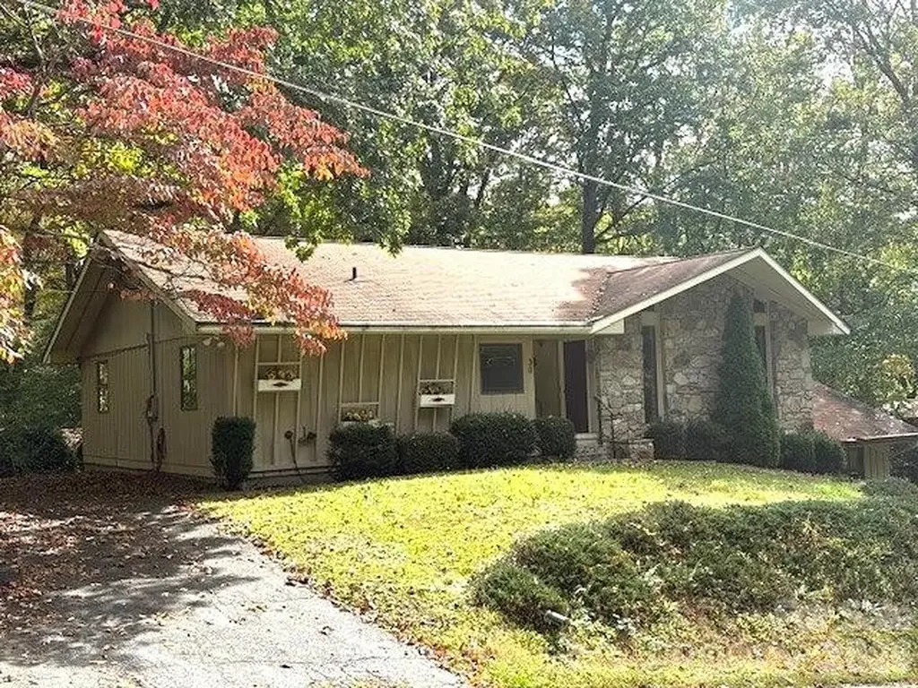 30 Brier Lane Maggie Valley NC 28751