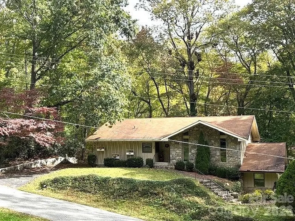 30 Brier Lane Maggie Valley NC 28751