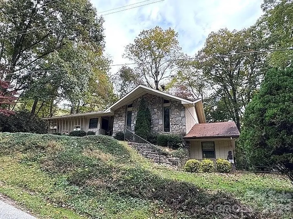 30 Brier Lane Maggie Valley NC 28751