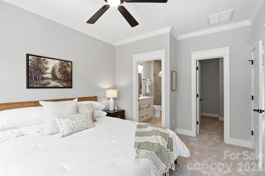 103 Collin Place Asheville NC 28804