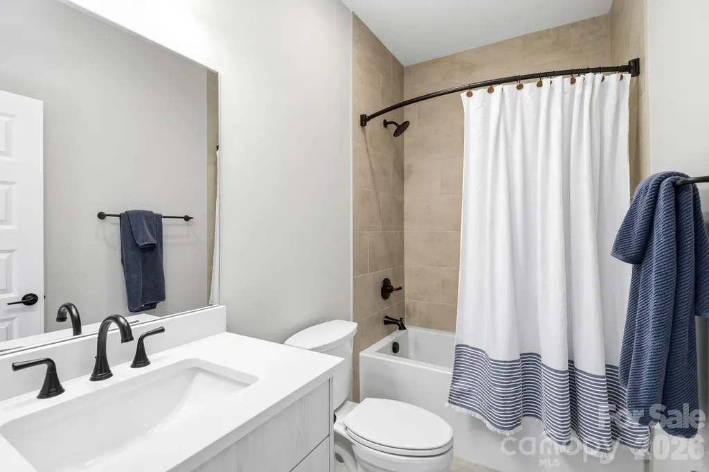 103 Collin Place Asheville NC 28804