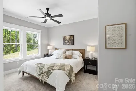 103 Collin Place Asheville NC 28804