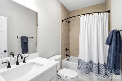 103 Collin Place Asheville NC 28804