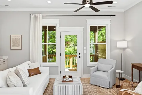 103 Collin Place Asheville NC 28804