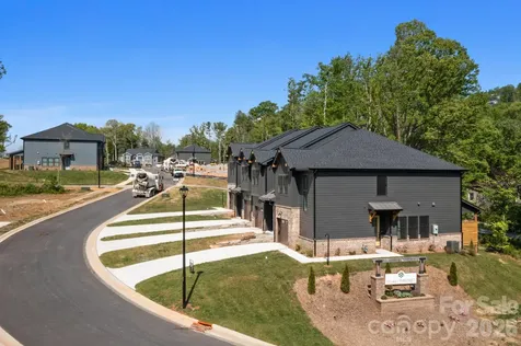 103 Collin Place Asheville NC 28804