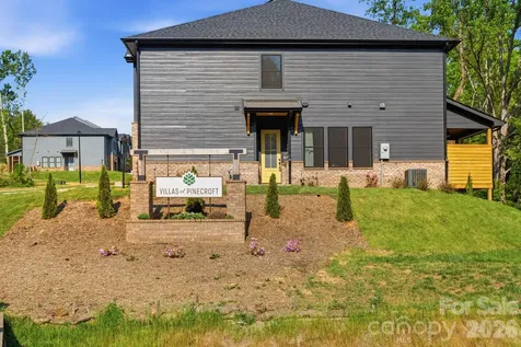 103 Collin Place Asheville NC 28804