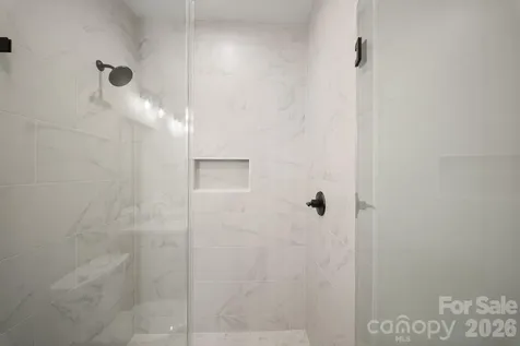 105 Collin Place Asheville NC 28804