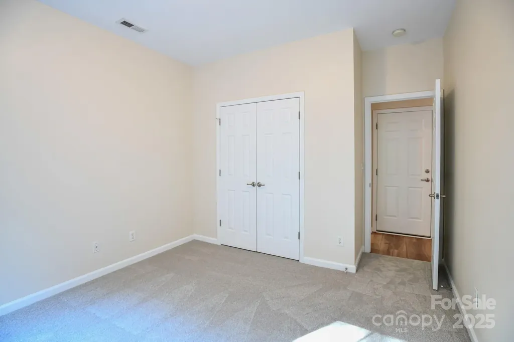 28 Stone River Drive Asheville NC 28804