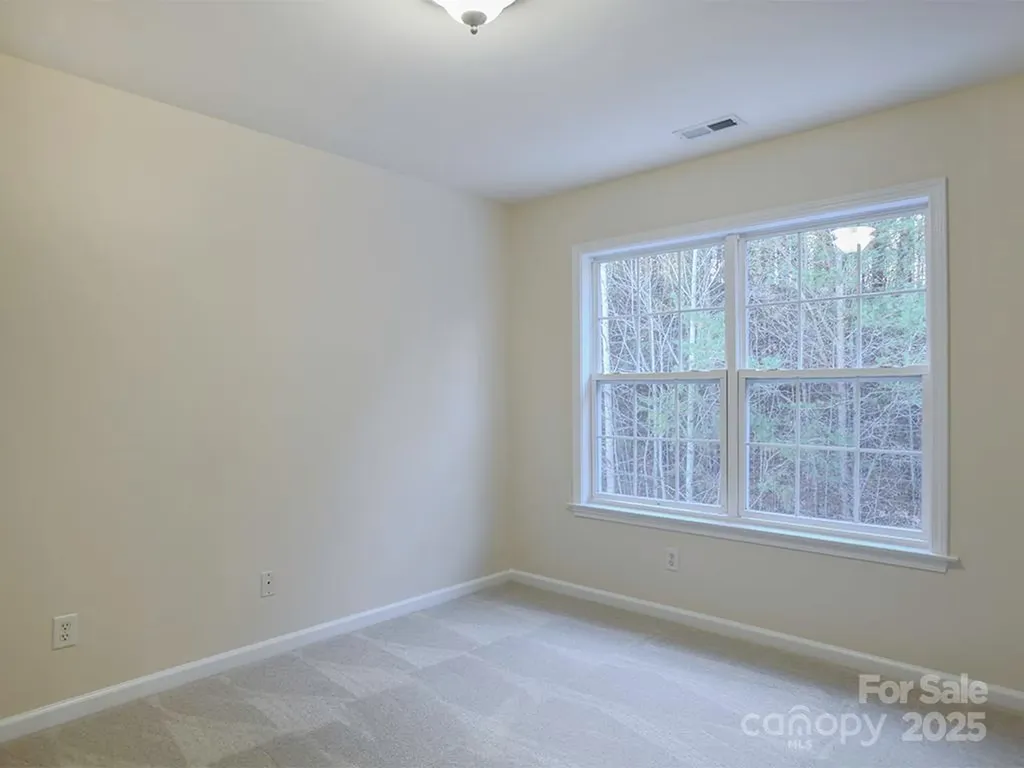 28 Stone River Drive Asheville NC 28804
