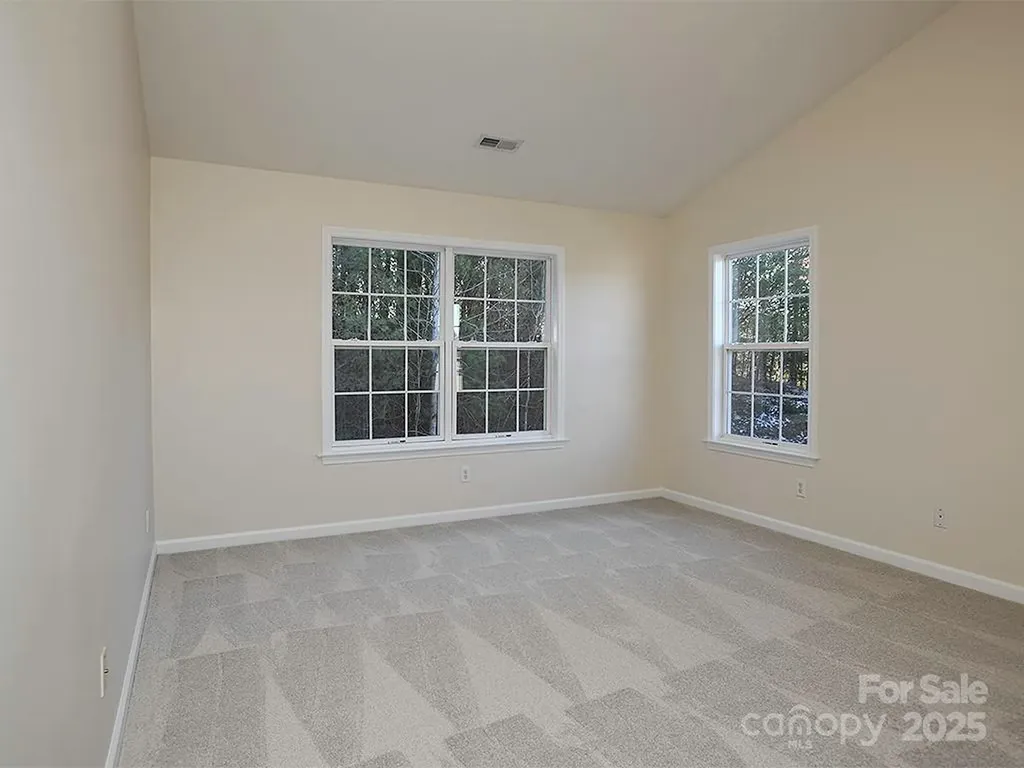 28 Stone River Drive Asheville NC 28804
