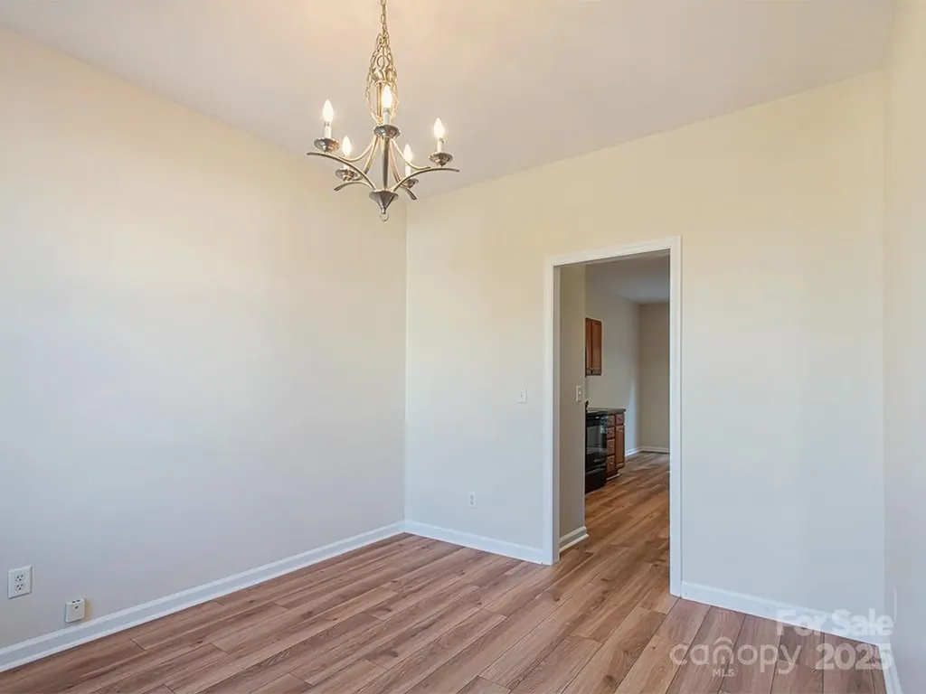 28 Stone River Drive Asheville NC 28804