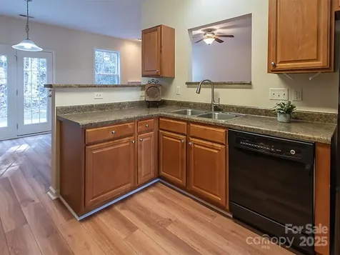 28 Stone River Drive Asheville NC 28804