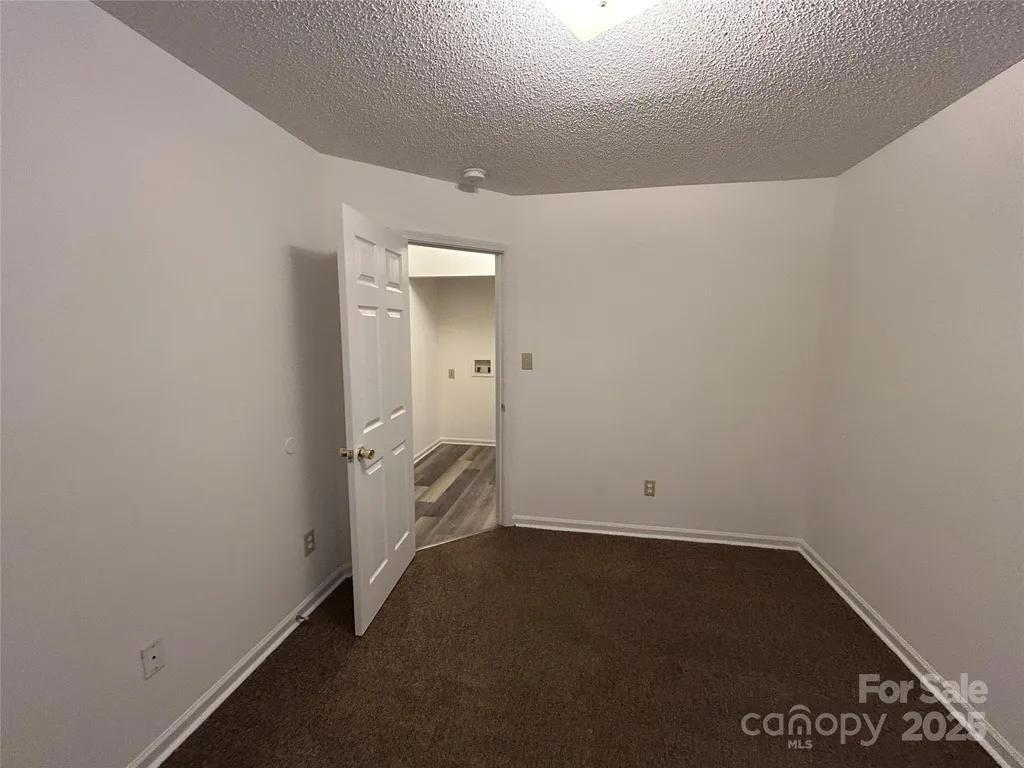 1208 W Walnut Avenue Gastonia NC 28052