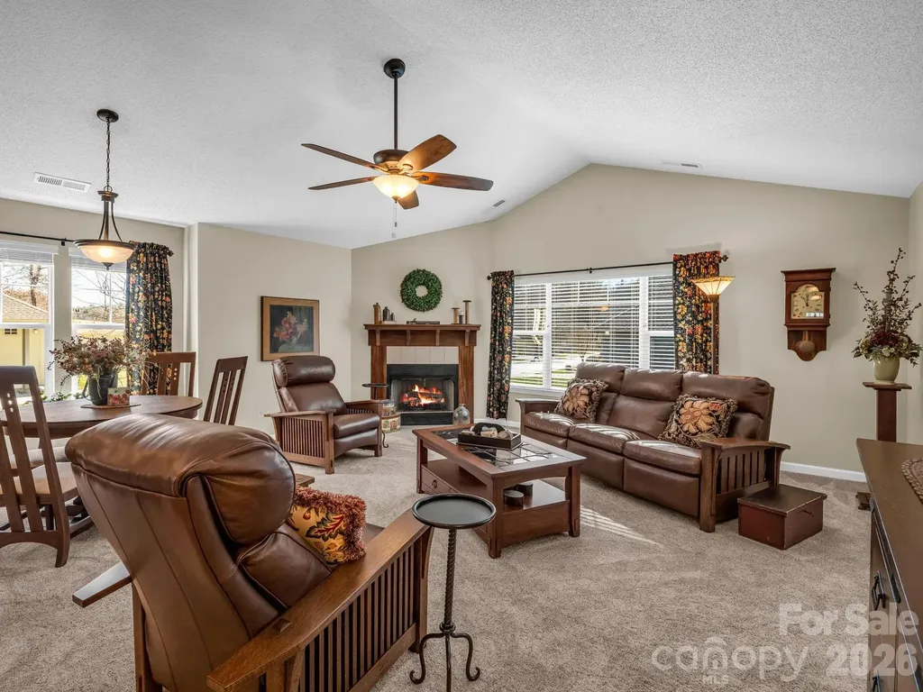 53 Barn Owl Way Hendersonville NC 28792