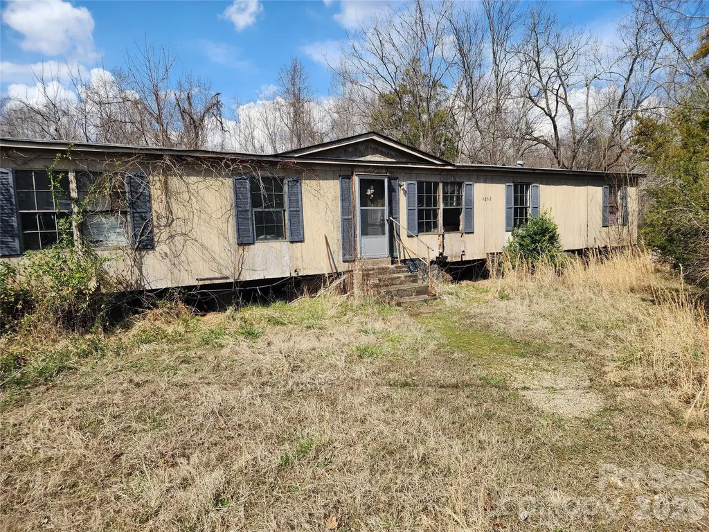 4339 Angel Hill Drive Newton NC 28658