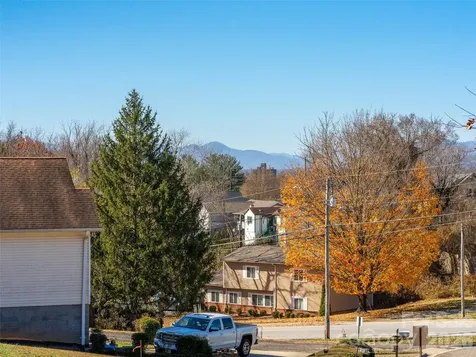 225 S Beaumont Street Asheville NC 28801