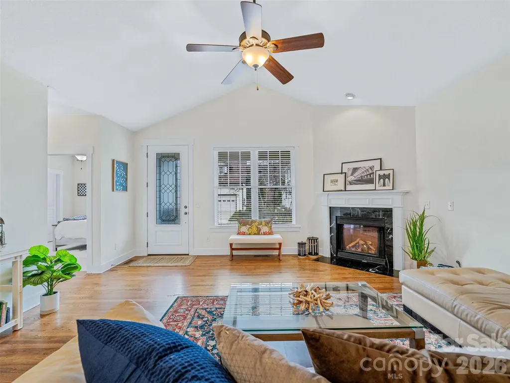1 Craftsman Circle Asheville NC 28805