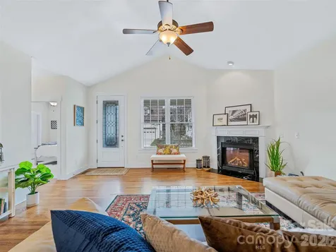1 Craftsman Circle Asheville NC 28805