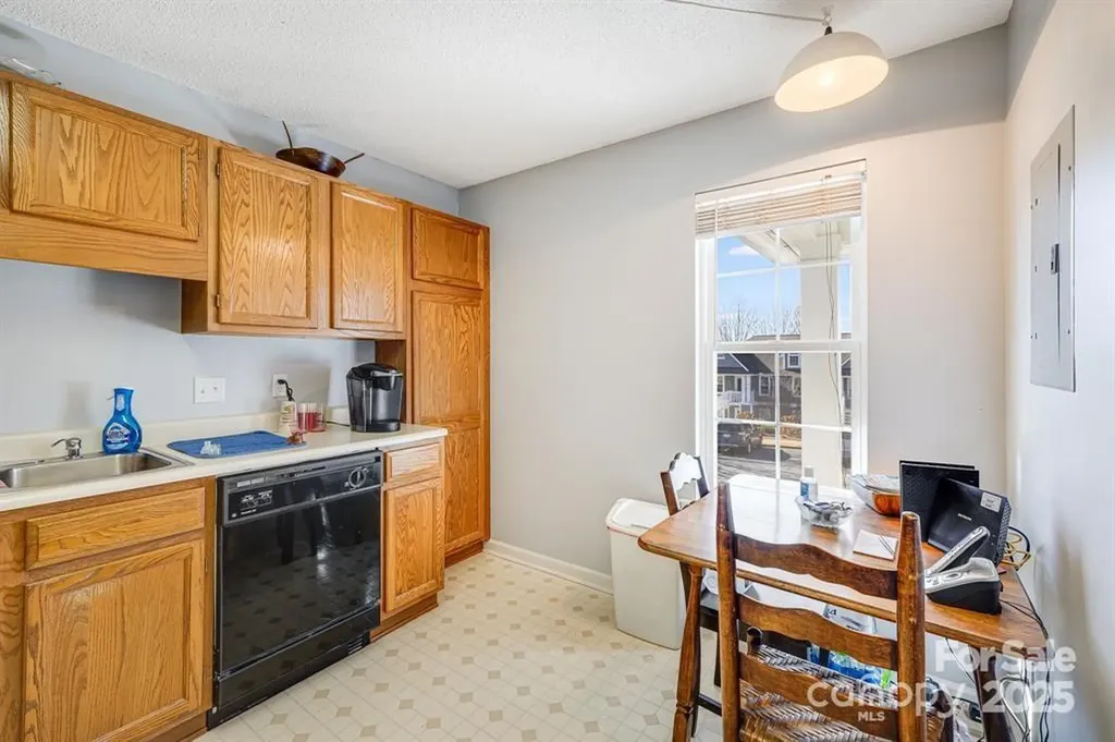 2904 Sagamore Lane Asheville NC 28806