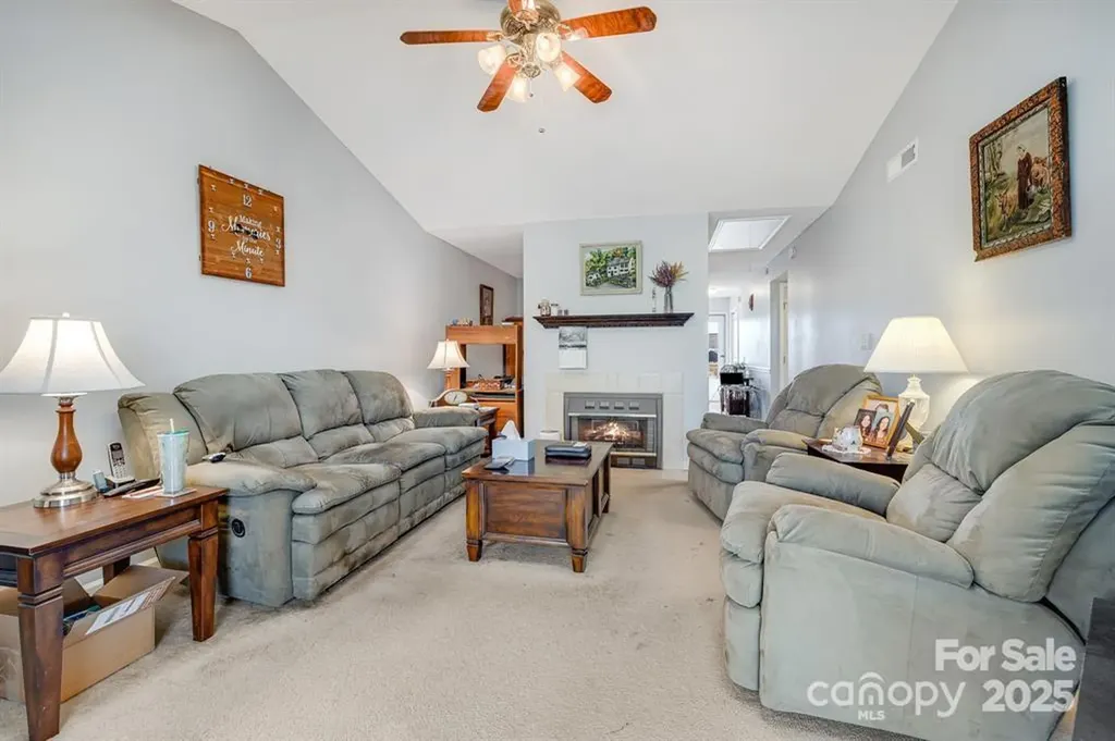 2904 Sagamore Lane Asheville NC 28806